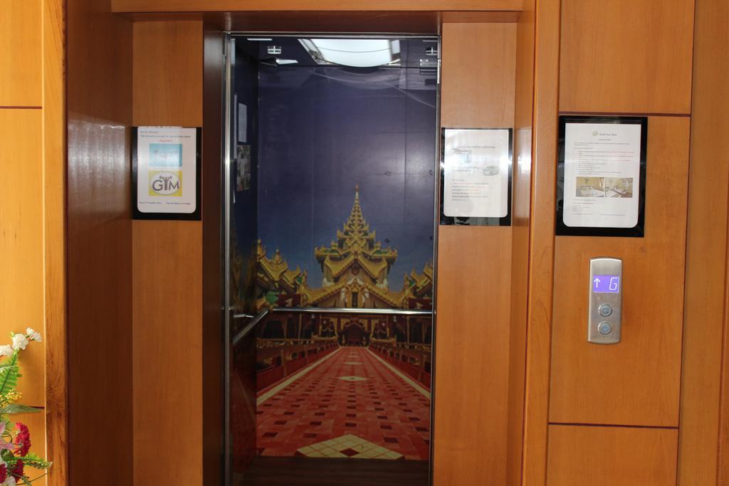 Hotel Kan Kaw Yangon Exterior foto